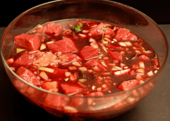 B&oelig;uf bourguignon en marinade