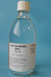 Bir şişe hidrojen peroksit