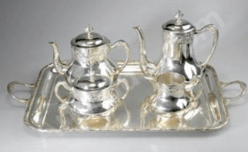 Service &agrave; th&eacute; en argent