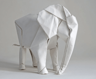 Serviette origami en éléphant