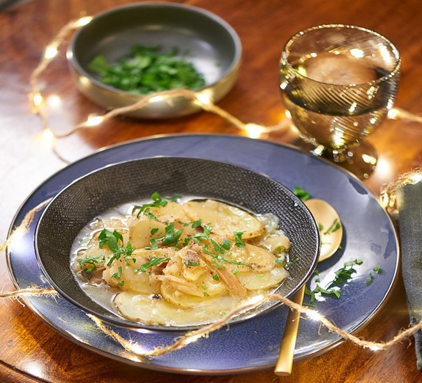 Potato broth with porcini mushrooms