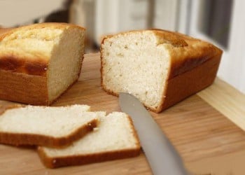 Pain à la farine de noix de coco