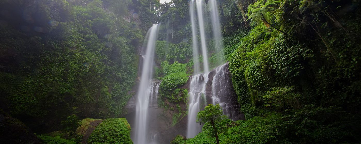 Waterfalls near the Amankila hotel