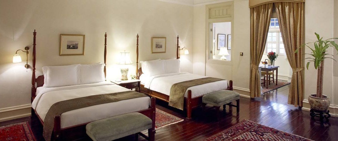 Une chambre double au Raffles Hotel à Singapour