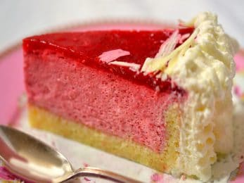 Mousse framboise sur biscuit Joconde