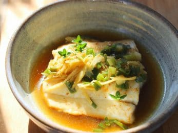 Bouillon de lingue bleue à la citronnelle