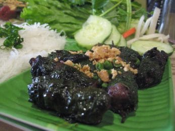 Bò cuốn lá lốt vietnamien