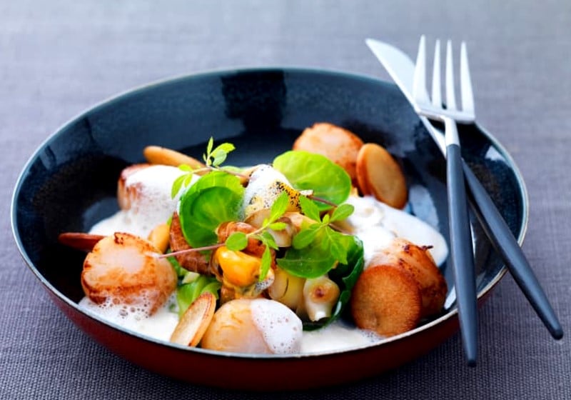 Dieppoise-style scallops