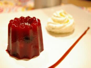 Cannelé de fruits rouges