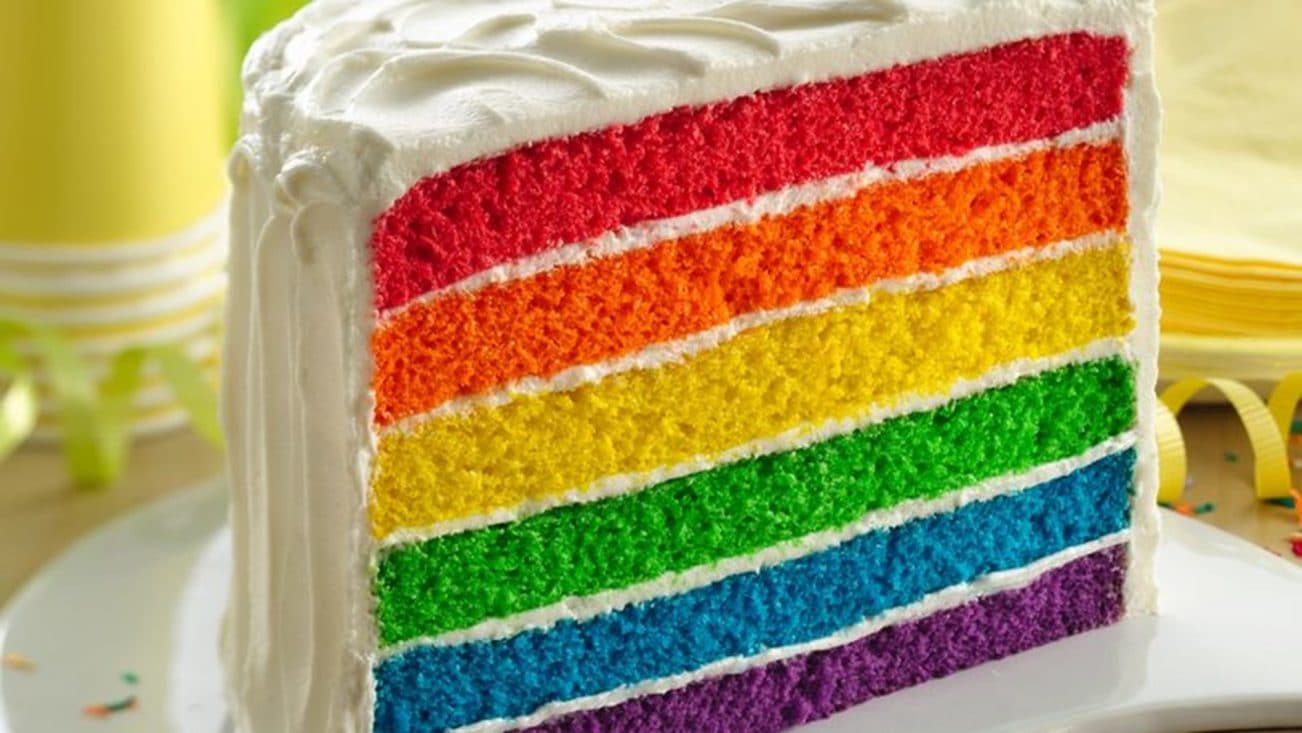 Layer cake arc-en-ciel