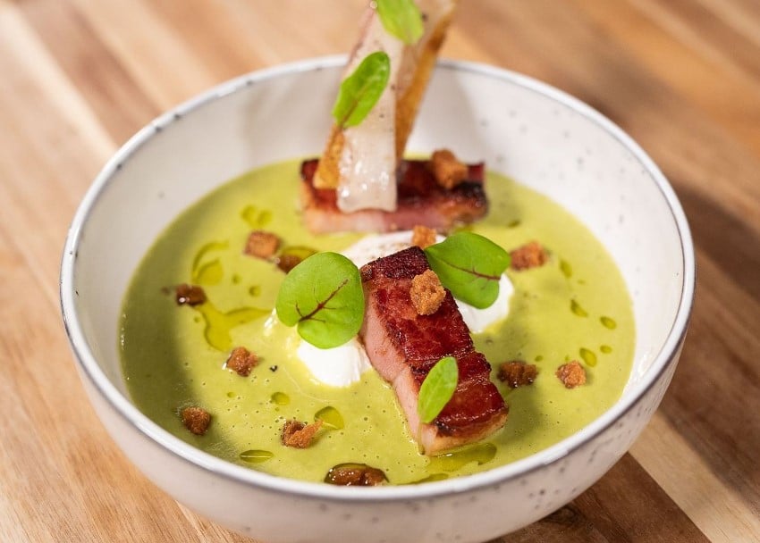 Longchamp-Suppe mit Speck und Croutons