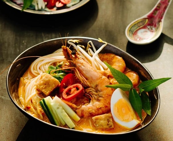 Soupe laksa &agrave; la rose de porcelaine