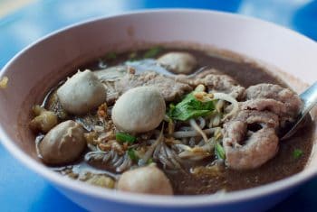 Bami nam tok