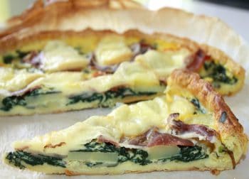 Tarte aux épinards, jambon cru et raclette