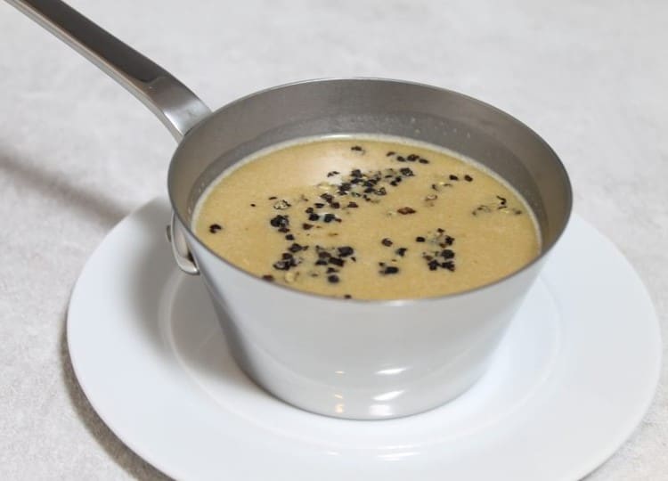 Sauce au poivre noir