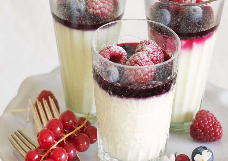 Soja cotta aux fruits rouges