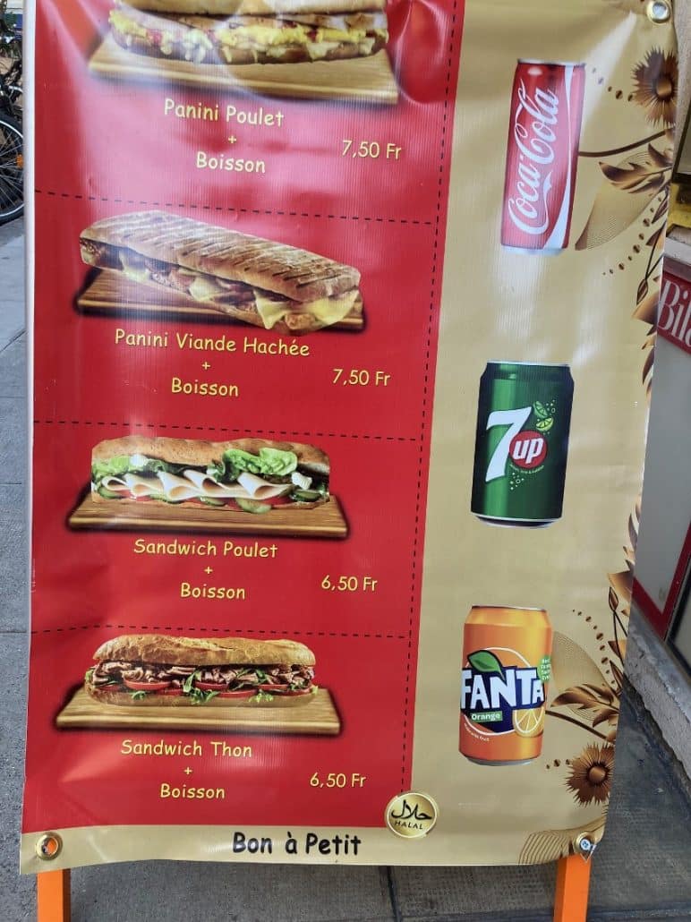 Affiche pour paninis trouvée à Genève avec une orthographe spéciale de Bon appétit
