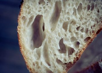 Tranche de pain au levain