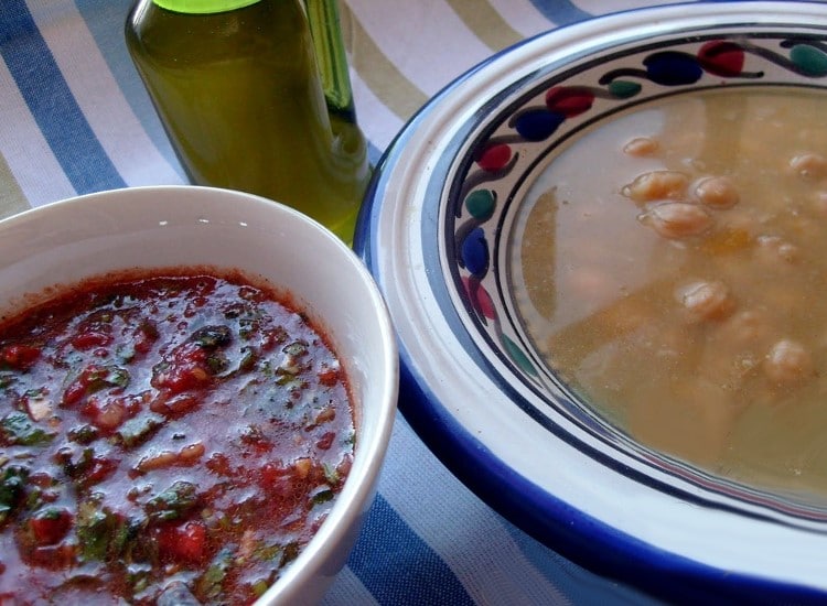 Soupe dobara et sa sauce