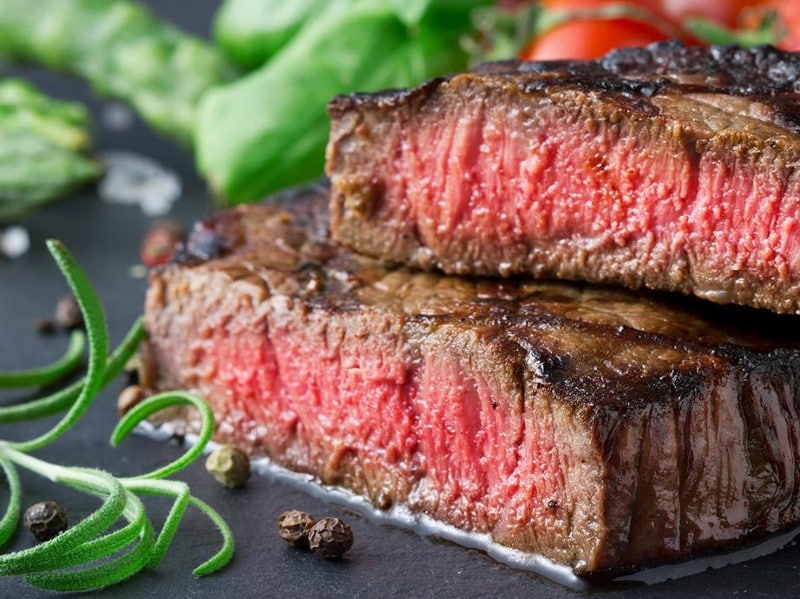 Entrec&ocirc;te de b&oelig;uf sur ardoise