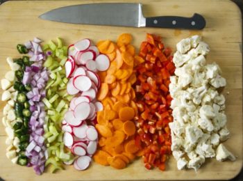 Préparation des légumes à giardiniera