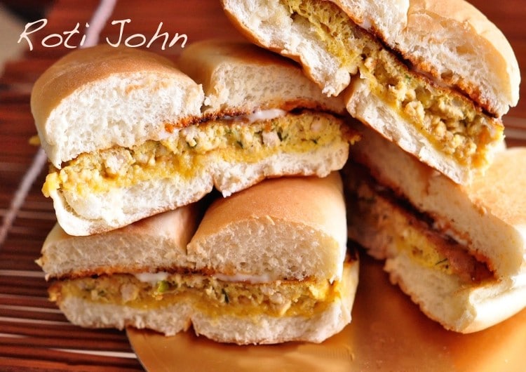 Sandwich Roti John