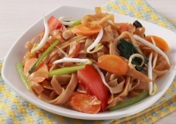 Kwetiau goreng sayuran (légumes)