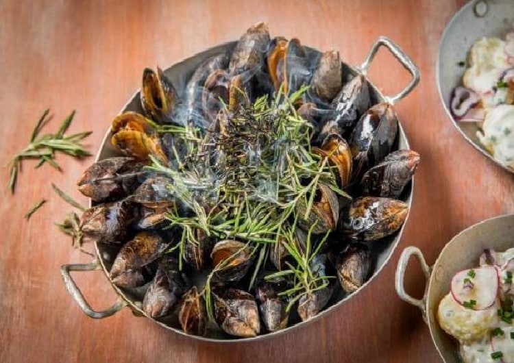 Ou Manger Eclade De Moules Ile D Oleron