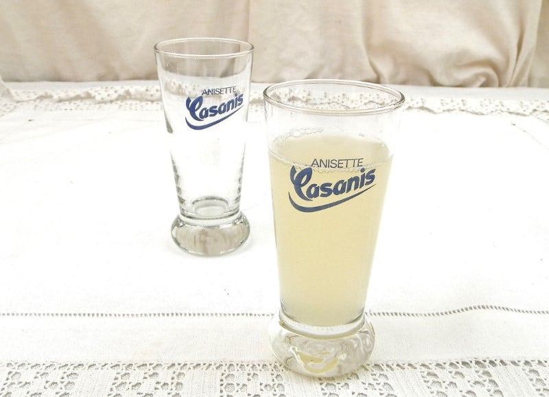 Verre de Casanis