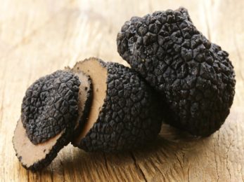 Truffe entière cuite à la braise