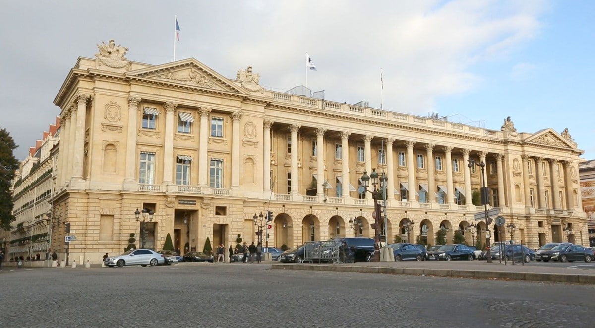 Hotel de Crillon place de la Concorde in Parijs