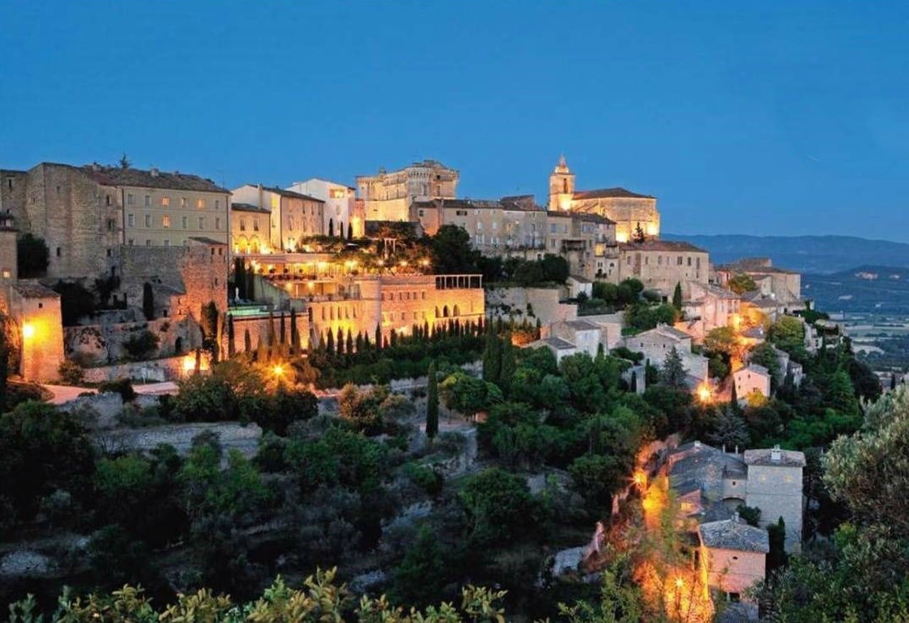 L’hôtel de La Bastide de Gordes le soir