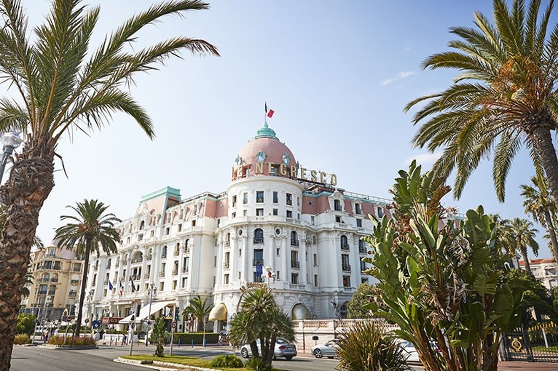 Nicev'deki Promenade des Anglais'deki Negresco oteli