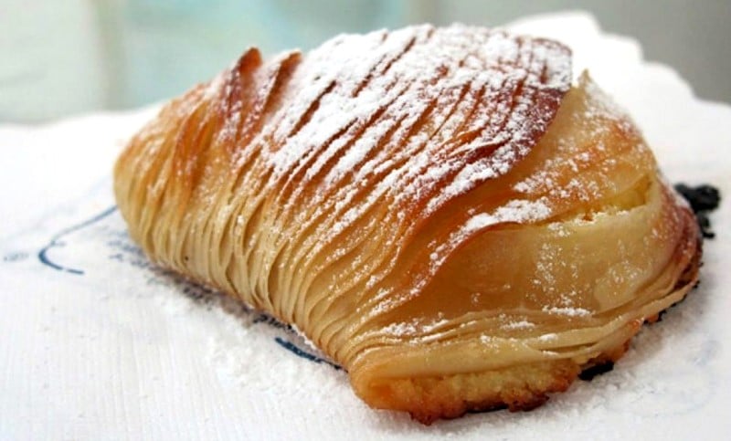 Sfogliatella