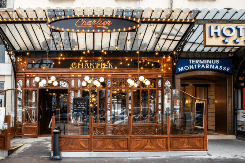 Le restaurant Bouillon Chartier rue du Faubourg-Montmartre à Paris