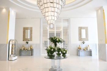 L’entrée du spa de l’hôtel Martinez