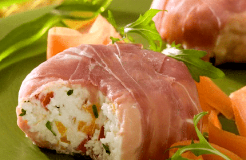 Pannequet au jambon et fromage blanc &agrave; la mac&eacute;doine