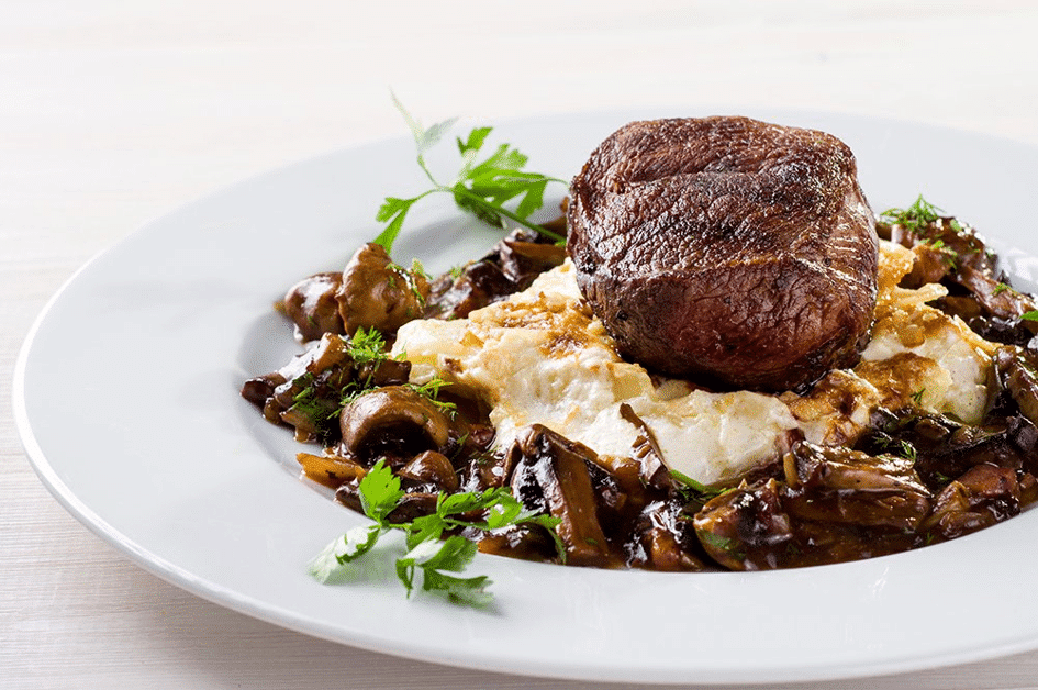 Filet de b&oelig;uf sauce P&eacute;rigueux