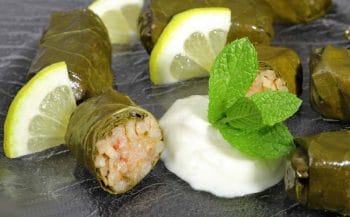 Sarma (feuilles de vignes farcies au riz)