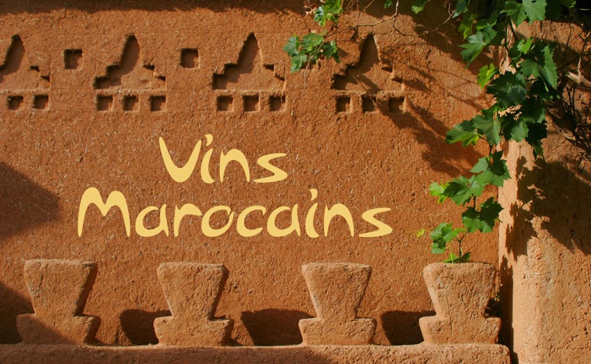 Vins marocains sur le mur d’un Ksar