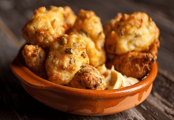 buñuelos de bacalao