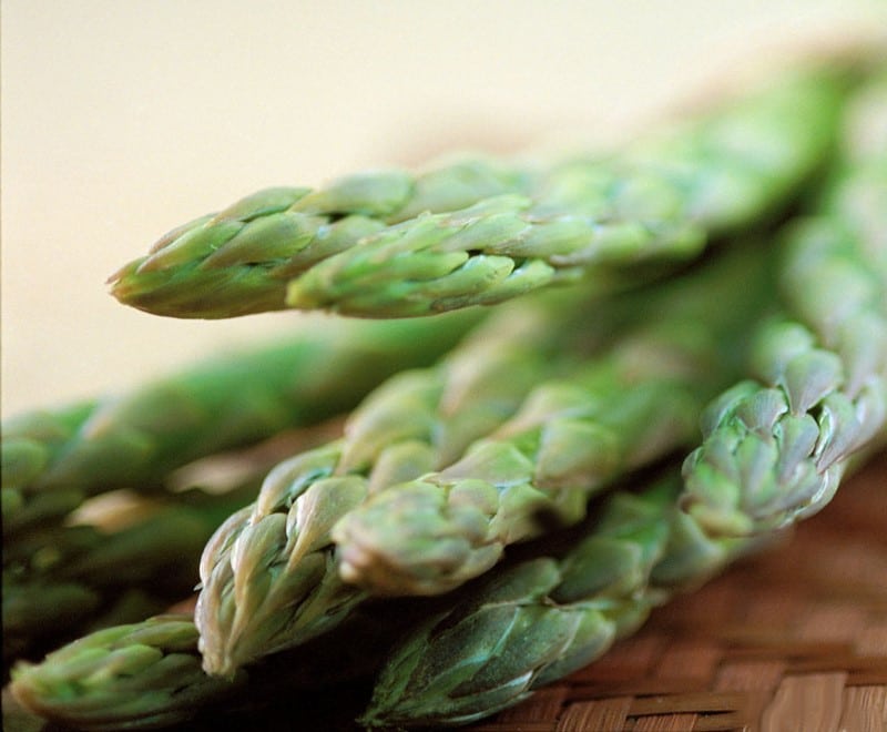 Green asparagus mula sa Lauris