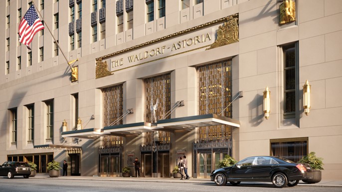 Waldorf-Astoria Hotel'in Park Avenue girişi