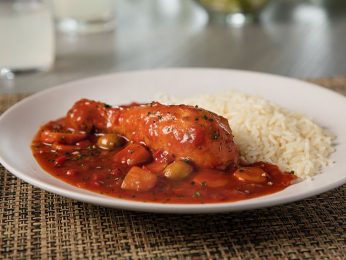 Pollo guisado