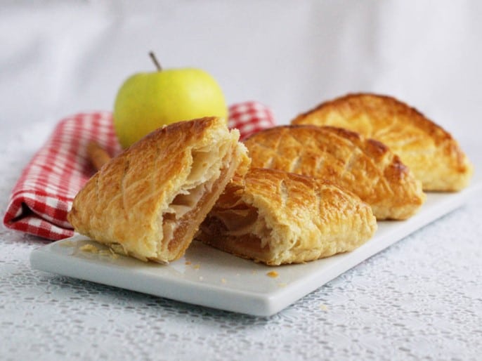 Chaussons aux pommes golden et à la cannelle