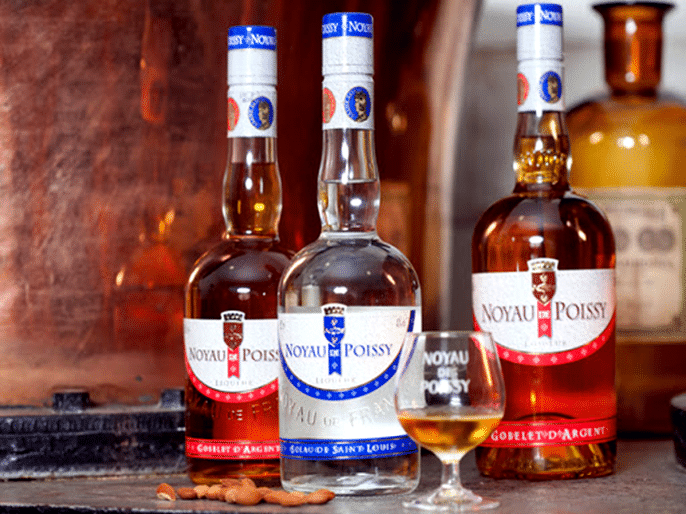 Liqueurs Noyau de Poissy