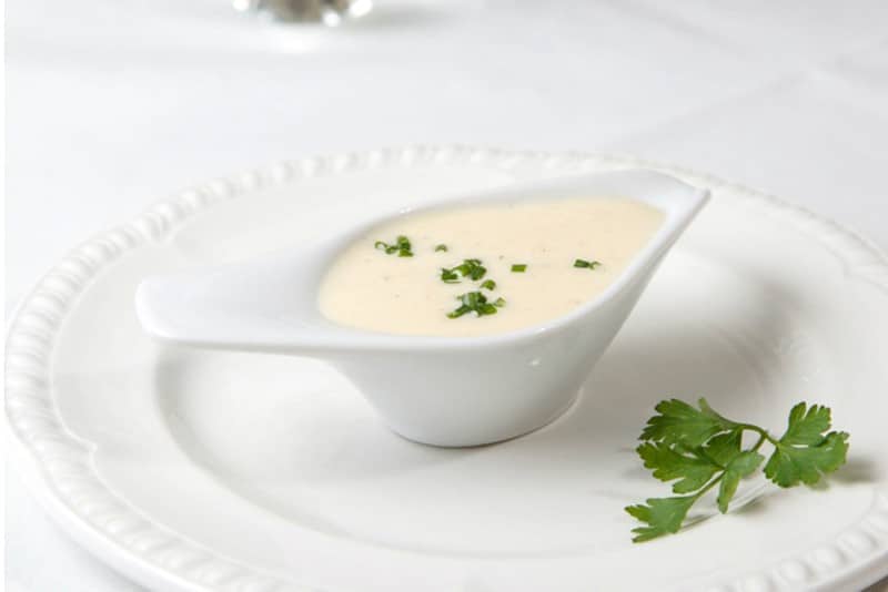 Saucière de sauce soubise