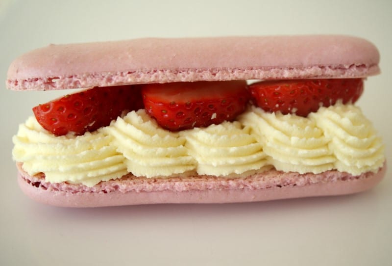 Strawberry-whipped macalong