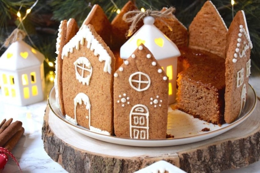 Holiday Gingerbread