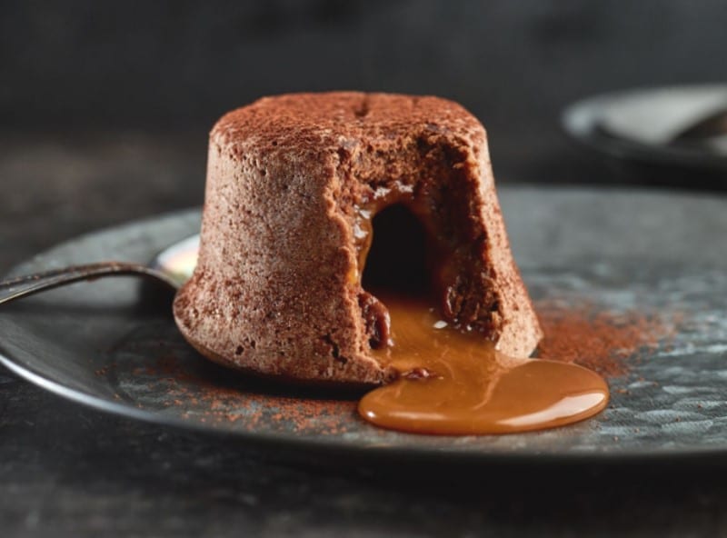 Tarta de chocolate y caramelo